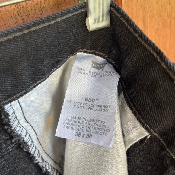 Mens Levis - Picture 5 of 10